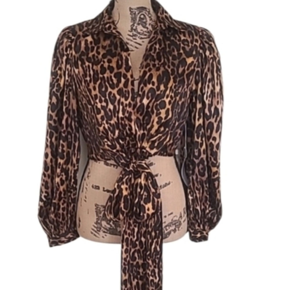 NWT Live 4 Truth Leopard Print Tie Front Wrap Blouse Long Sleeve